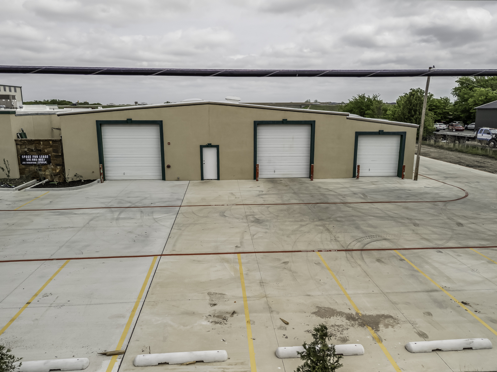 19901 E Highway 51 – Warehouse