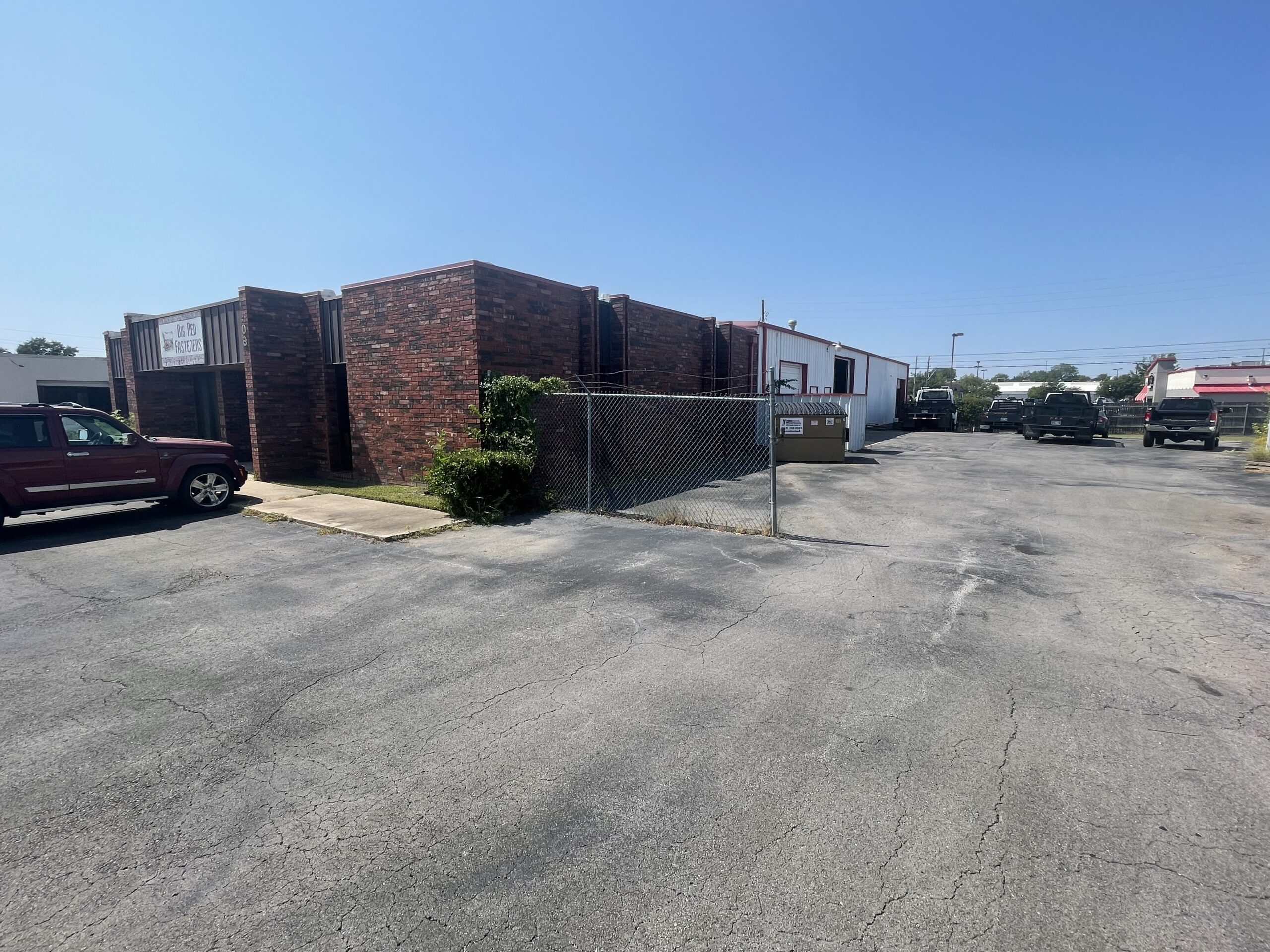 608 N. Walnut Ave