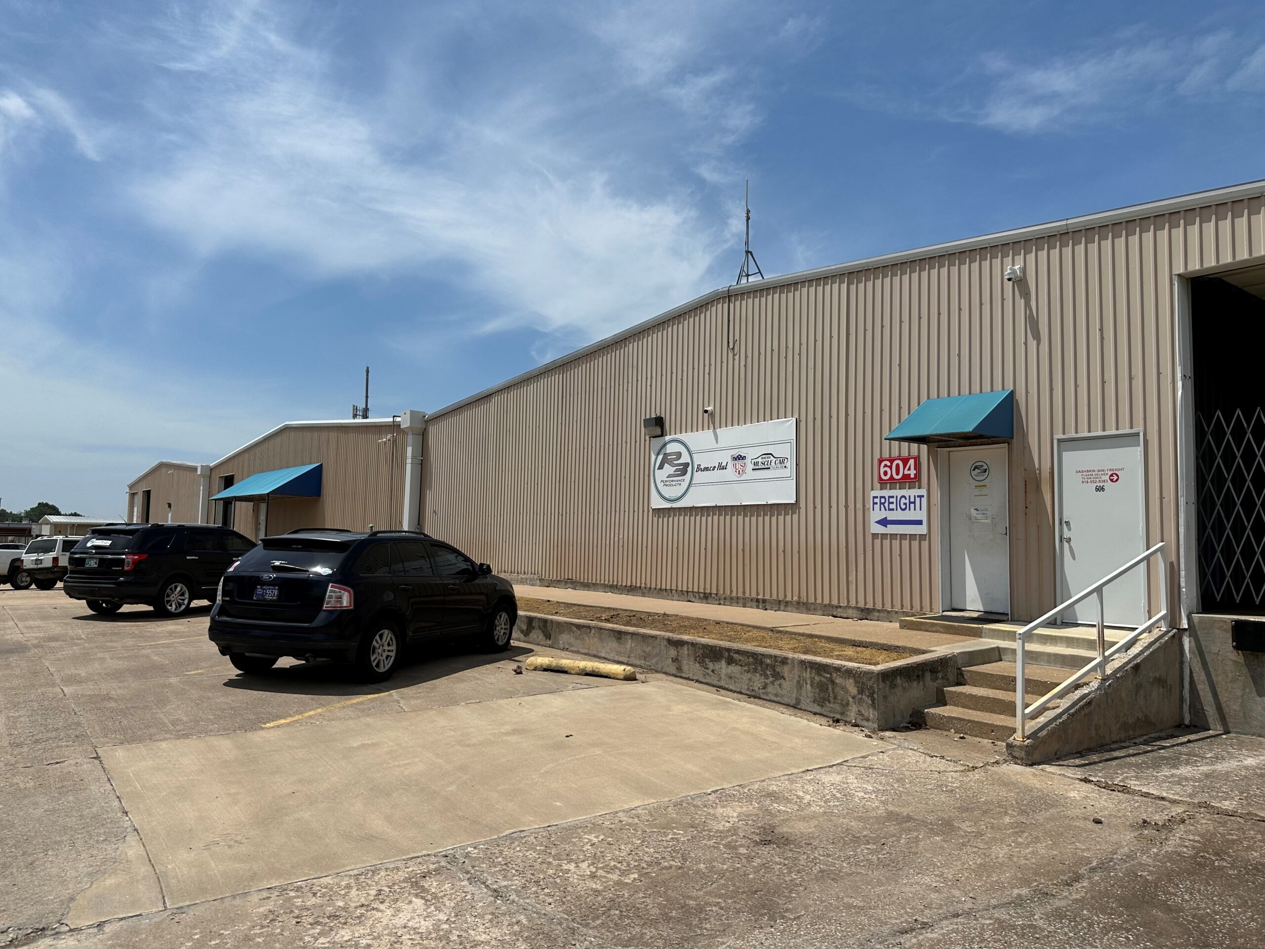 502-602 N. Redbud Ave.