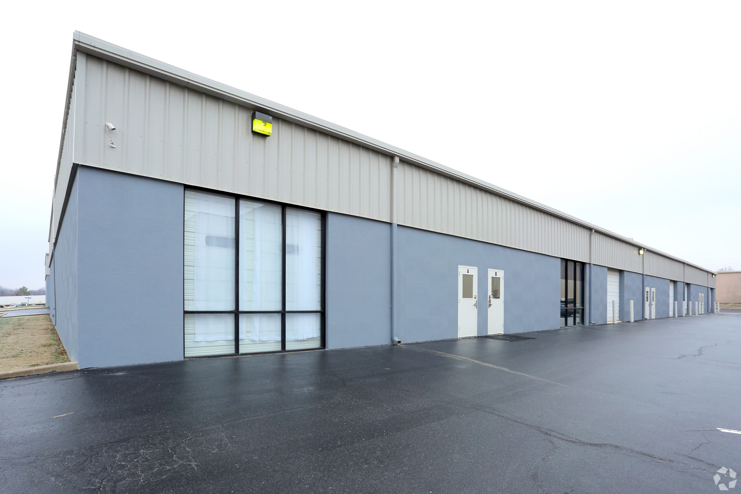 2104 N. Willow Ave.